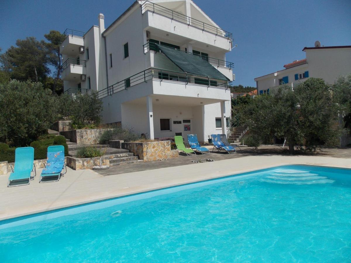 Apartments Villa Goja Trogir Exteriör bild
